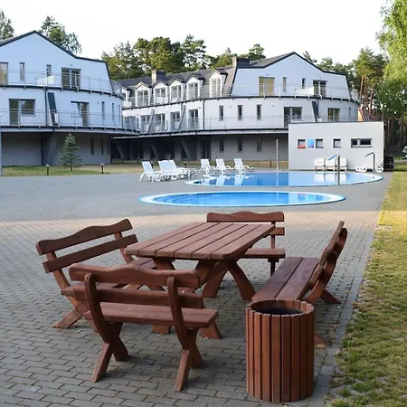 Silence Baltic Z Widokiem Na Basen Apartment *